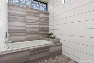 1713 NW 60th Street #B, Seattle, WA 98107 - Photo 24