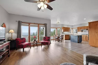 10935 N Acoma Drive, Spokane, WA 99208 - Photo 8