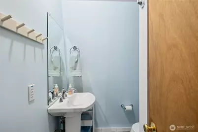 7370 Holiday Boulevard, Anacortes, WA 98221 - Photo 26