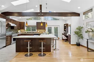 8713 NE 144th St, Kirkland, WA 98034 - Photo 4