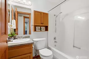 8713 NE 144th St, Kirkland, WA 98034 - Photo 18