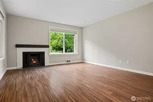 4415 145th Ave NE, Bellevue, WA 98007 - Photo 4