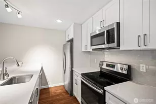 4415 145th Ave NE, Bellevue, WA 98007 - Photo 6