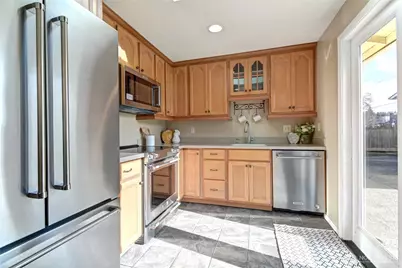 6406 64th Place NE, Marysville, WA 98270 - Photo 10