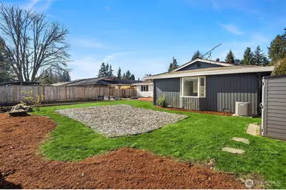 1114 Tacoma Avenue NE, Renton, WA 98056 - Photo 4