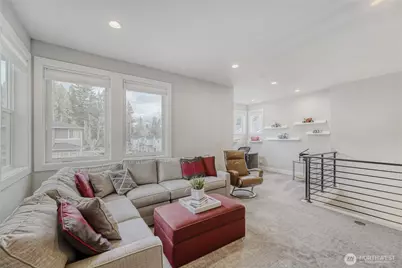 21811 SE 5th Place, Sammamish, WA 98074 - Photo 26