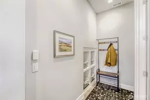 21811 SE 5th Pl, Sammamish, WA 98074 - Photo 34