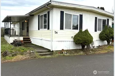 12200 Stone Avenue N #74, Seattle, WA 98133 - Photo 2