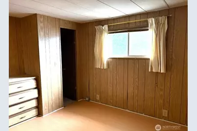 12200 Stone Avenue N #74, Seattle, WA 98133 - Photo 10