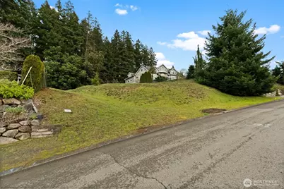 10323 51st Street NW, Gig Harbor, WA 98335 - Photo 16