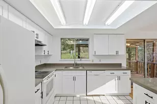 4848 S 170th St, SeaTac, WA 98188 - Photo 6