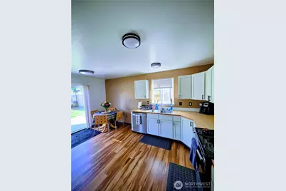 4919 106th St NE, Marysville, WA 98270 - Photo 12