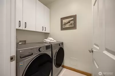 737 Madison Avenue N #30, Bainbridge Island, WA 98110 - Photo 18