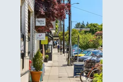 737 Madison Avenue N #30, Bainbridge Island, WA 98110 - Photo 30