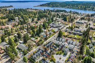 737 Madison Ave N, Bainbridge Island, WA 98110 - Photo 32