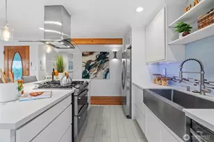 15612 38th Ave NE, Lake Forest Park, WA 98155 - Photo 12