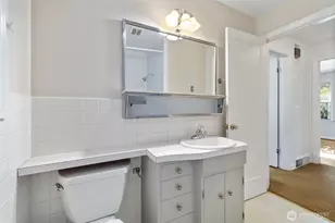 3050 52nd Ave SW, Seattle, WA 98116 - Photo 12