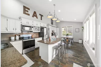 712 Vista View Place, East Wenatchee, WA 98802 - Photo 14