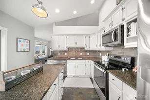 712 Vista View Pl, East Wenatchee, WA 98802 - Photo 12