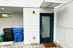 941 N 91st St, Seattle, WA 98103 - Photo 4