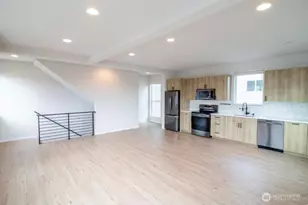 941 N 91st St, Seattle, WA 98103 - Photo 12