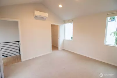 941 N 91st Street #B, Seattle, WA 98103 - Photo 16