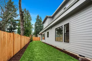 10214 NE 139th St, Kirkland, WA 98034 - Photo 30
