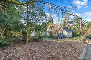 5721 108th Ave NE, Kirkland, WA 98033 - Photo 2