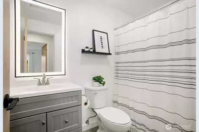 595 Newport Way NW #C4, Issaquah, WA 98027 - Photo 16