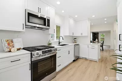 26824 SE Ravensdale Way, Ravensdale, WA 98051 - Photo 10