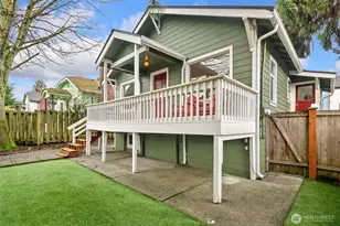 920 N 102nd St, Seattle, WA 98133 - Photo 2