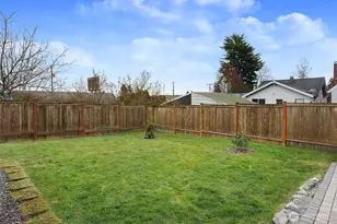 941 N 79th St, Seattle, WA 98103 - Photo 26