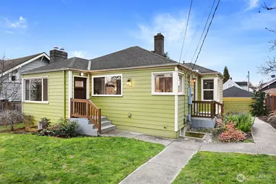 941 N 79th Street, Seattle, WA 98103 - Photo 1