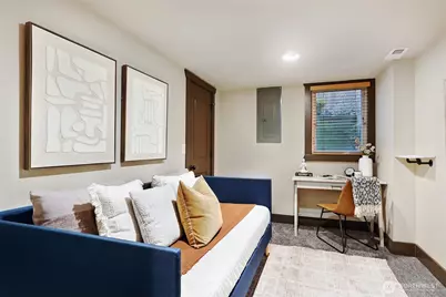 941 N 79th Street, Seattle, WA 98103 - Photo 20