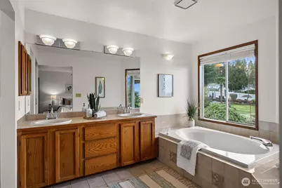 6475 Windfall Place NW, Bremerton, WA 98312 - Photo 18