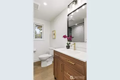 5003 239th Place SW, Lake Forest Park, WA 98043 - Photo 14
