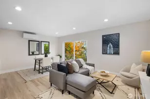 1701 41st Ave SW, Seattle, WA 98116 - Photo 32