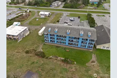 835 Ocean Shores Boulevard NW #303, Ocean Shores, WA 98569 - Photo 4