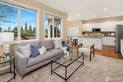 2402 NE 19th Street, Renton, WA 98056 - Photo 8
