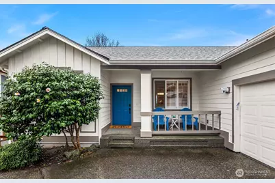 2402 NE 19th Street, Renton, WA 98056 - Photo 2