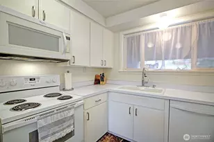 2009 256th St NW, Stanwood, WA 98292 - Photo 18