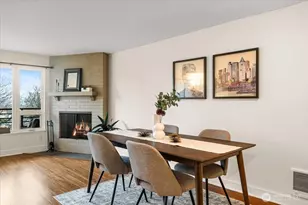 1717 5th Ave N, Seattle, WA 98109 - Photo 8