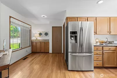 12731 102nd Avenue NE, Kirkland, WA 98034 - Photo 8