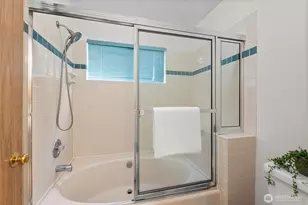 12731 102nd Ave NE, Kirkland, WA 98034 - Photo 18