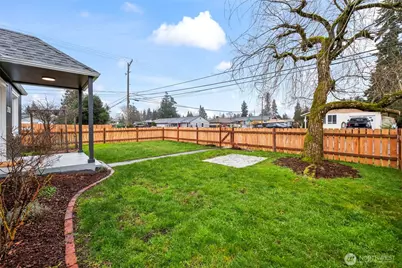 751 110th Street S, Tacoma, WA 98444 - Photo 2