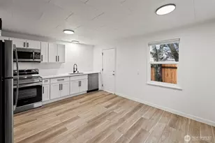 751 110th St S, Tacoma, WA 98444 - Photo 4