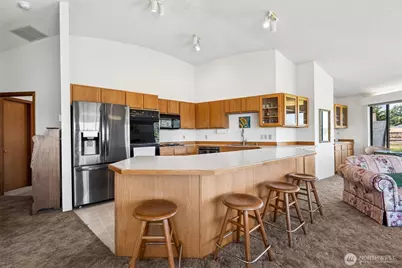 674 Mt Olympus Avenue SE, Ocean Shores, WA 98569 - Photo 16