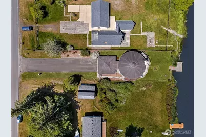 674 Mt Olympus Avenue SE, Ocean Shores, WA 98569 - Photo 4