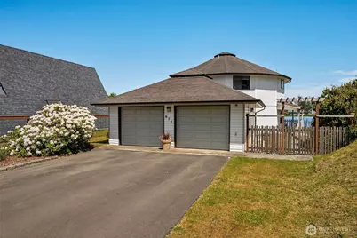 674 Mt Olympus Avenue SE, Ocean Shores, WA 98569 - Photo 10