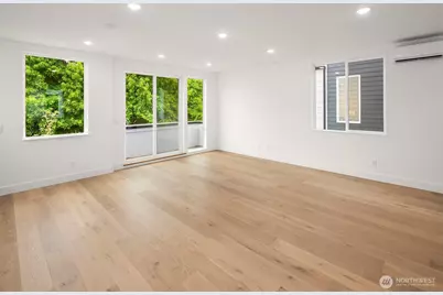 727 18th Avenue, Seattle, WA 98122 - Photo 10